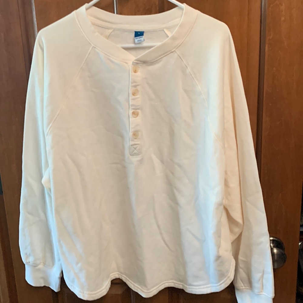 Women’s Old Navy Henley shirt, NWT, cream, color, large.